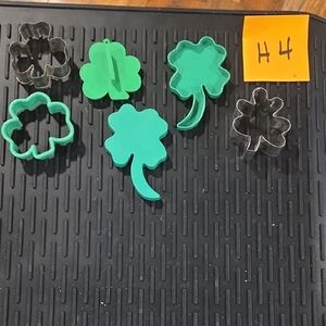 H4 Green Shamrock Cookie Cutter Set / 6